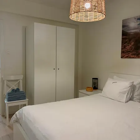 Testerep - Renovated With Lateral Sea View
